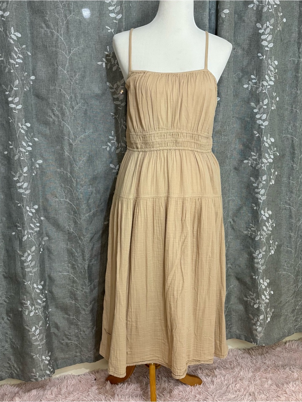Old Navy Beige Ruched-Waist Spaghetti-Strap Midi Dress